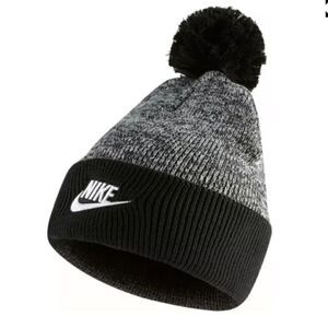 Nike Youth Utility Pom Beanie WP2